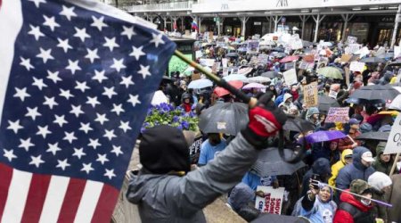 Американцы выходят на протесты против Трампа