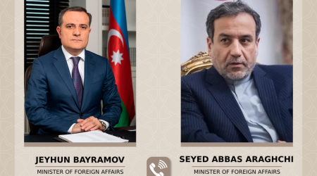 Ceyhun Bayramov iranlı həmkarı ilə telefon danışığı aparıb