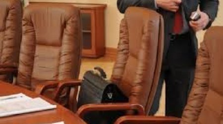 Şəmkir icra hakimiyyətində də kütləvi ixtisarlar olub