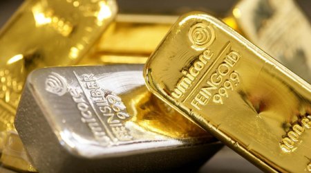 Gold and silver prices decline