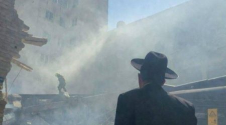 Tehrandakı sinaqoq bombalanıb