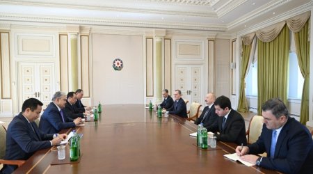 
President Ilham Aliyev receives Kazakh ministers of foreign affairs and transport