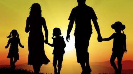 Around 3,000 families in Azerbaijan have more than five children
