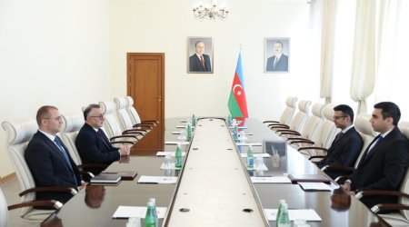 В Минздраве встреча с победителем Yüksəliş