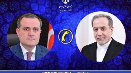 Əraqçi və Bayramov arasında telefon danışığı olub