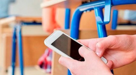 3 nəfər imtahandan xaric edildi- Telefon aşkarlanıb