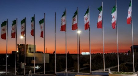 
İran müharibədə 270 milyard dollar itirib