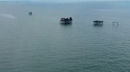 На Каспии ищут утонувшего рыбака