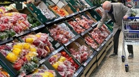 Britaniyada ərzaq tədarükü risk altında: İran münaqişəsi uzansa, fasilələr yarana bilər