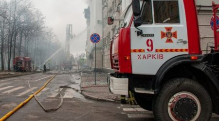 Ракетный удар по Харькову, вспыхнул пожар