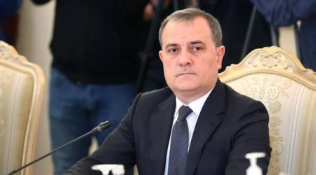 Глава МИД Азербайджана совершает рабочий визит в Таиланд