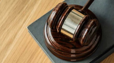 30 дней ареста за разбитую статую Христа