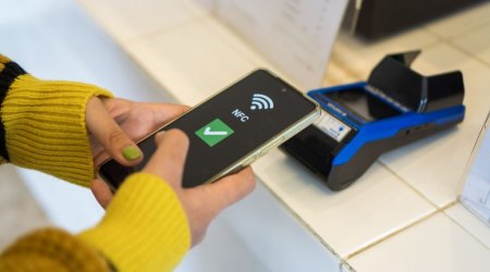 "Kapital"ın 1 milyondan çox müştərisi ictimai nəqliyyatda NFC ödənişlərdən istifadə edir