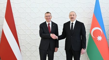 Azərbaycan və Latviya prezidentləri mətbuata bəyanatlarla çıxış ediblər - Yenilənib