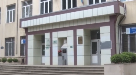 Bakıda 7-ci sinif şagirdinin bulinqə məruz qaldığı deyilir - Video