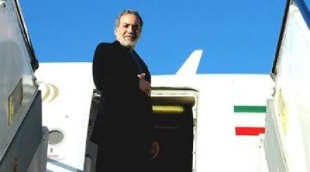 Abbas Əraqçi Omana gedib