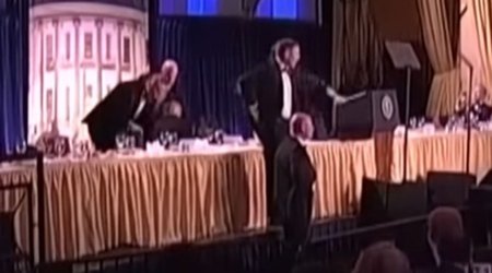 Trampın iştirak etdiyi tədbirdə atışma baş verib - Yenilənib -Video