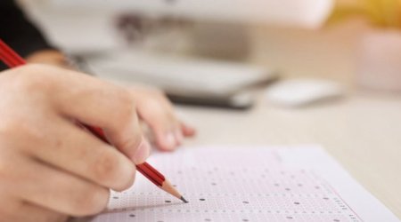 
İmtahanların başlama saatı dəyişdirilib