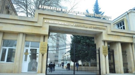 Bakıda universitet binasında yanğın olub