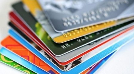 Dövriyyədə olan ödəniş kartlarının sayı açıqlanıb