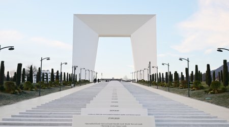 Дипломаты посетили Ханкенди и ознакомились с ходом восстановительных работ