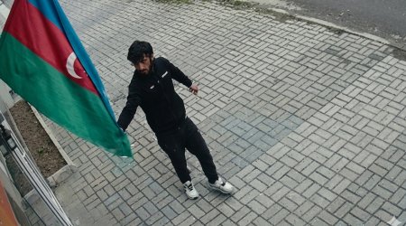 Задержали за неуважение к флагу Азербайджана
