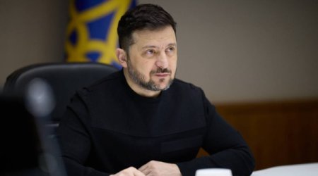 Зеленский ввел санкции против экс-главы своего офиса