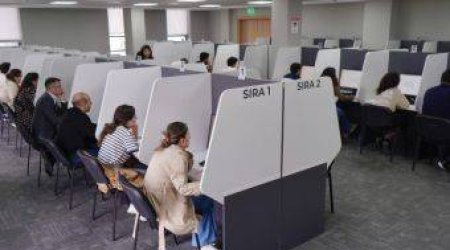 Dövlət qulluğunda inzibati rəhbər və icraçı vəzifələrə test imtahanı keçirilir