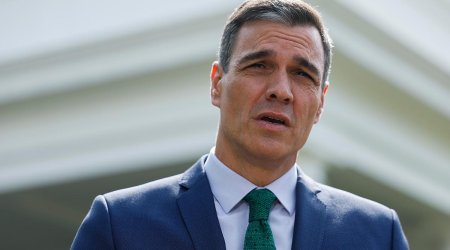 Spanish PM&rsquo;s plane makes emergency landing in Ankara