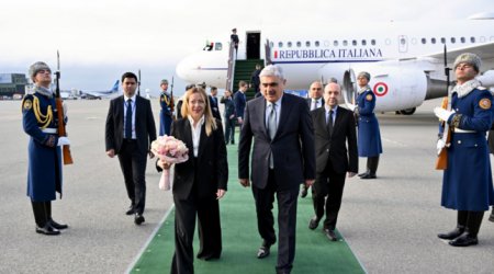 Мелони прибыла с официальным визитом в Азербайджан