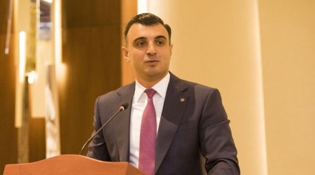 Muzdlu işçilər bu ildən maaş aldıqları bankı sərbəst seçə biləcəklər
