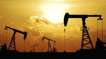 Стоимость нефти Azeri Light снизилась почти на $10