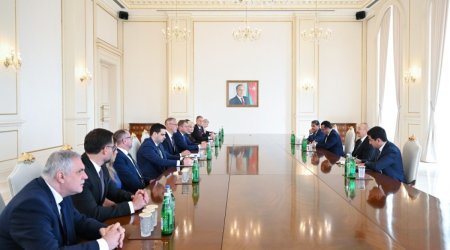 Ильхам Алиев принял председателя Национального совета Словакии