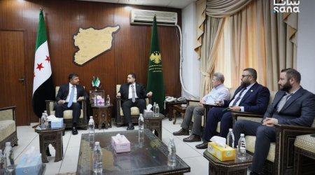Azerbaijan, Syria discuss infrastructure rebuilding cooperation ahead of WUF13