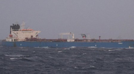 Иран захватил нефтяной танкер в Ормузе