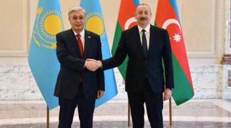 İlham Əliyev Kasım-Jomart Tokayevə zəng edib