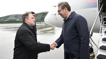 Президент Сербии прибыл с визитом в Азербайджан