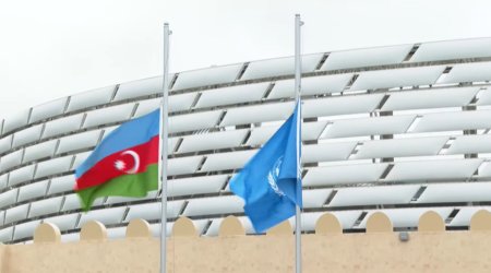 WUF13-də BMT və Azərbaycan bayraqları qaldırılıb