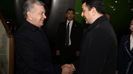 Mirziyoyev Bakıya gəlib