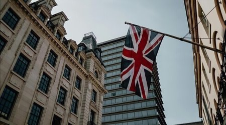 İsrailin müvəqqəti işlər vəkili Britaniya XİN-ə çağırılıb