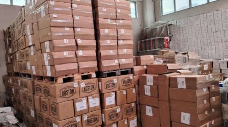 Türkiyədən Azərbaycana 1,5 milyon manatlıq siqaretin qanunsuz gətirilməsinin qarşısı alınıb