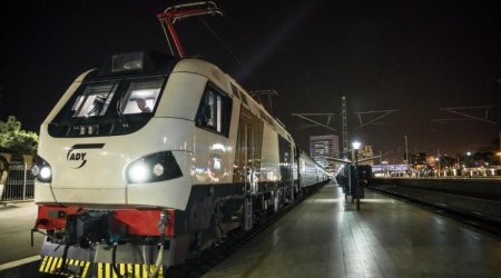 Пассажирский поезд Баку&ndash;Тбилиси&ndash;Баку отправился в рейс