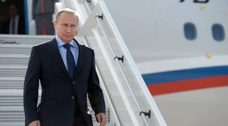 Putin Qazaxıstana səfər edib