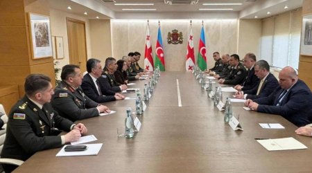 
Defense Ministers of Azerbaijan and Georgia meet