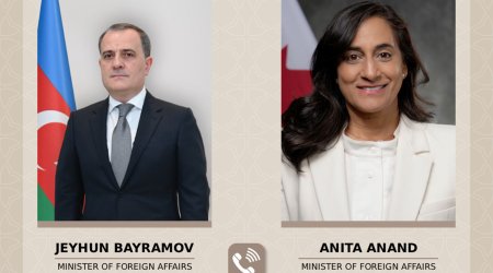 Ceyhun Bayramov kanadalı həmkarı ilə telefon danışığı aparıb