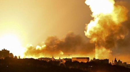 Россия бомбит торговые склады