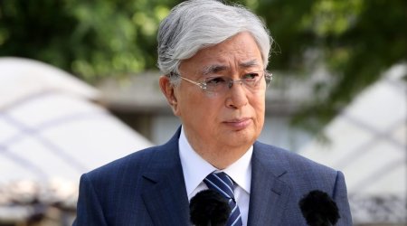 
Tokayev Qazaxıstanda vitse-prezident vəzifəsini təsdiq edən qanunu imzalayıb