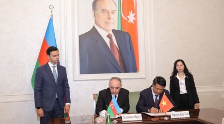 Azərbaycan və Vyetnam prokurorluqları əməkdaşlıq proqramı imzalayıb