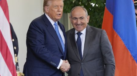 Tramp Paşinyanı təbrik edib