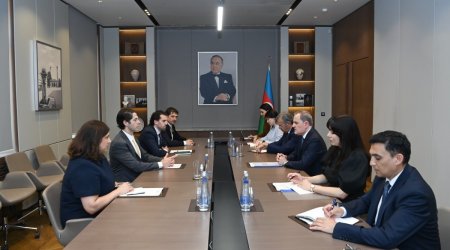 Ceyhun Bayramov Ben Bləklə TRIPP layihəsinin icrasını müzakirə edib